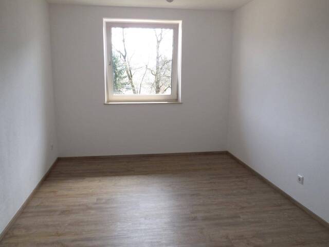 Immobilie in Seekirchen am Wallersee - 3-Zimmer Wohnung mit Balkon - Bild 3