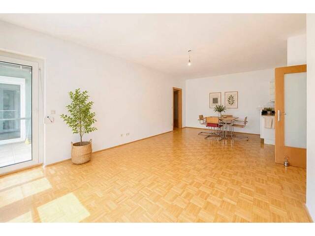 Immobilie in Mödling - Barrierefreie 3-Zimmer-Erdgeschosswohnung mit Garten & Tiefgarage - Bild 4