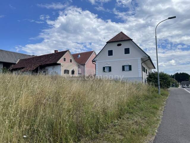Immobilie in Kirchberg an der Raab - Historisches Anwesen mit rund 8.170 m² Bauland (Dorfgebiet) * Raum für Wohnen, Geschichte und neue Ideen - Bild 2