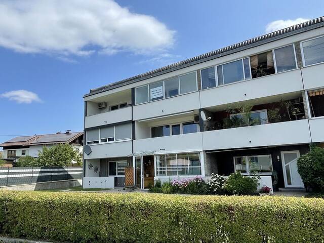 Immobilie in Pinsdorf - Exklusives Wohnen auf zwei Ebenen - Bild 0