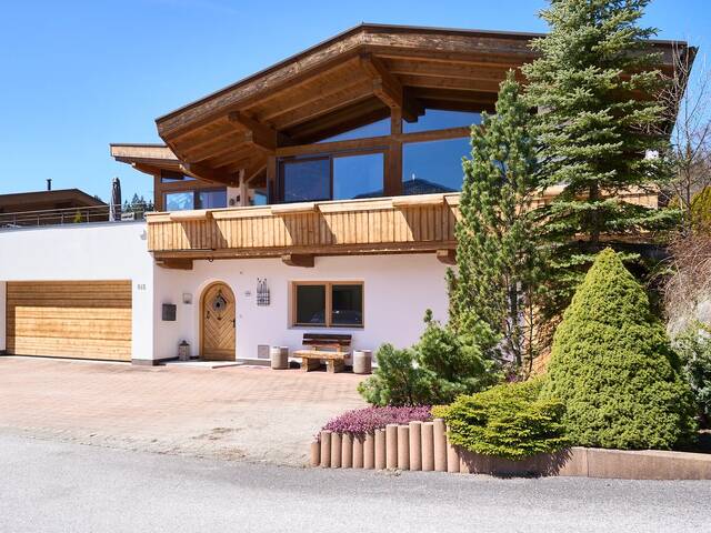 Immobilie in Seefeld - Exklusives Alpenrefugium mit Südterrasse und Bergpanorama - Bild 0