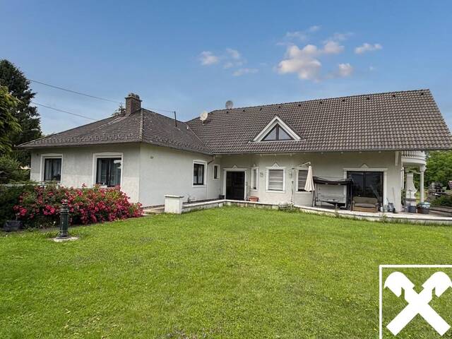 Immobilie in Ried in der Riedmark - Zweifamilienwohnhaus mit großem Grundstück - Bild 0