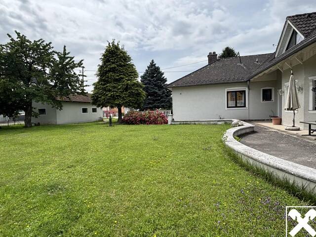 Immobilie in Ried in der Riedmark - Zweifamilienwohnhaus mit großem Grundstück - Bild 1