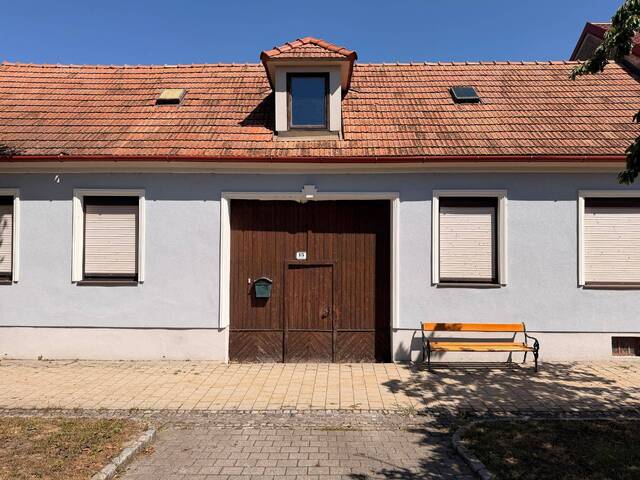 Immobilie in Loretto - Charmantes Bauernhaus mit großem Grundstück in zentraler Lage von Loretto - Bild 0