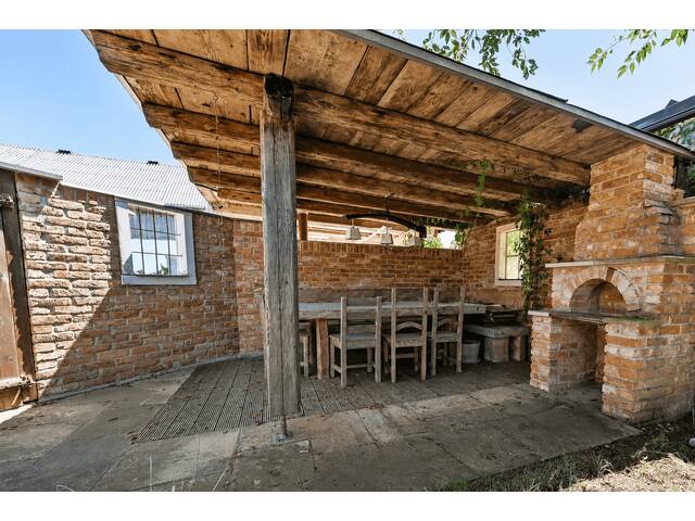 Immobilie in Singham - PALTING | Mediterraner Wohntraum mit Pool - außergewöhnlicher Bungalow in sonniger Grünlage - Bild 1