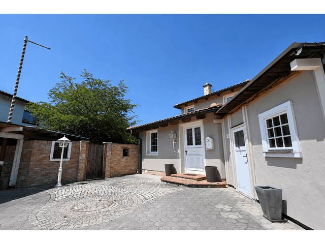 Immobilie in Singham - PALTING | Mediterraner Wohntraum mit Pool - außergewöhnlicher Bungalow in sonniger Grünlage - Bild 3