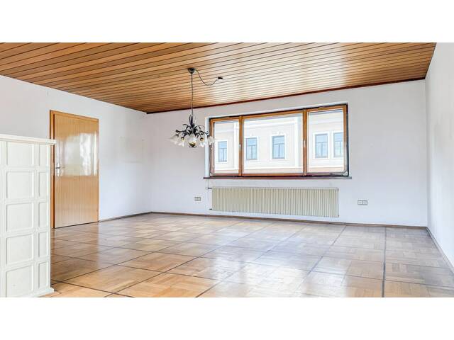Immobilie in Attnang - Charmantes Wohnhaus mit Garten in ruhiger Lage - Bild 2
