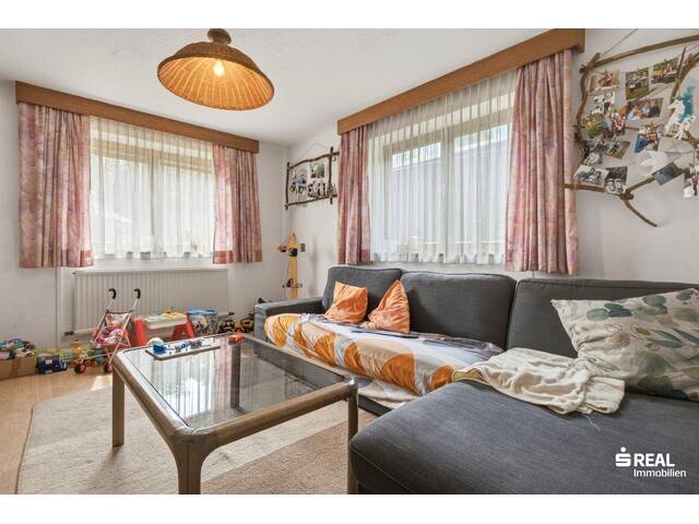 Immobilie in Ötztal-Bahnhof - Familienwohnung mit Garten & Garagenbox – 100 m² Wohnfläche mit viel Gestaltungspotenzial - Bild 0