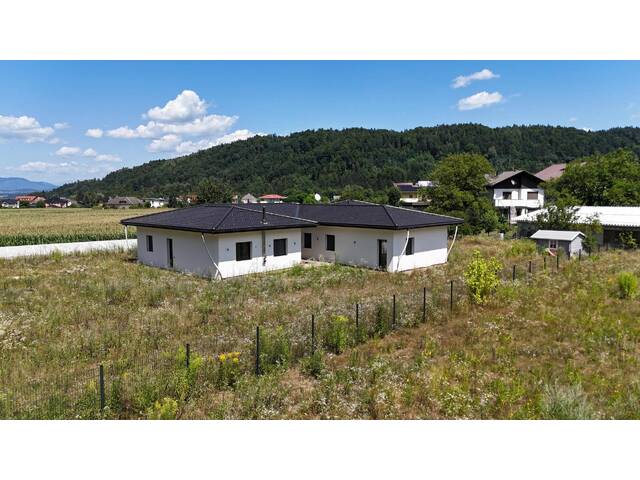Immobilie in Gallizien - Wohnen im modernen 237 m² Bungalow und das Außen wird Ihr persönliches Projekt - Bild 3