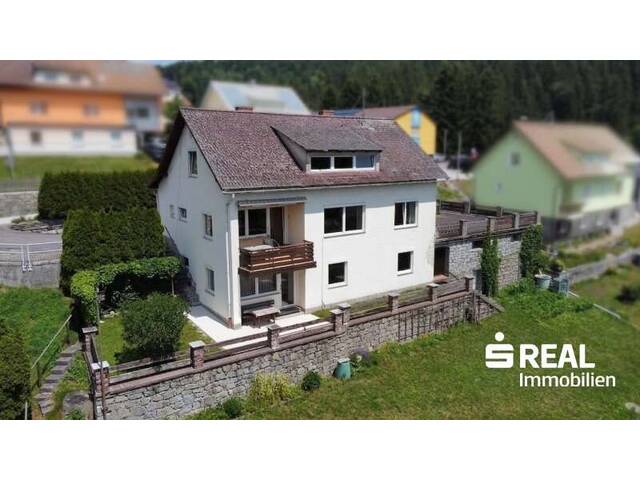 Immobilie in Helfenberg - Wohnhaus mit Ausblick über Helfenberg - Bild 0