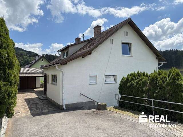 Immobilie in Helfenberg - Wohnhaus mit Ausblick über Helfenberg - Bild 2