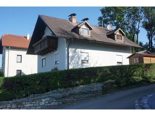 Immobilie in Mehrnbach - Gemütliches Wohnhaus Kachelofen und Garage - Nähe Ried im Innkreis - Bild 3