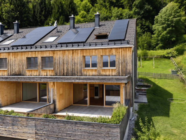Immobilie in Langen bei Bregenz - Stilvolles Reihenhaus mit exklusiver Ausstattung und Bergpanorama! - Bild 2