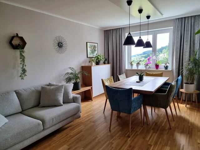 Immobilie in Reichenau im Mühlkreis - Exklusives Wohngefühl mit herrlicher Aussicht und hochwertiger Ausstattung - ca. 90 m² Wohnfläche plus 8 m² Loggia - Bild 4