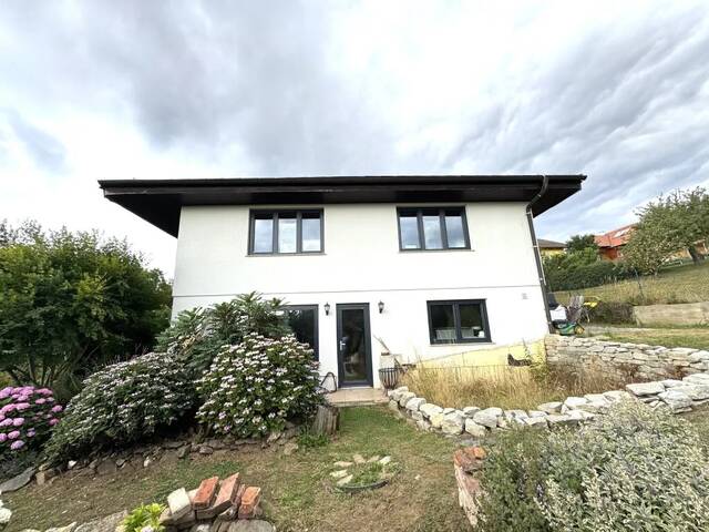 Immobilie in Schwaighof - Mehrfamilienhaus mit Loft, traumhaftem Grundstück und Panoramablick in Friedberg - Bild 2