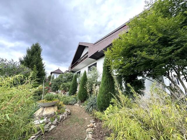 Immobilie in Schwaighof - Mehrfamilienhaus mit Loft, traumhaftem Grundstück und Panoramablick in Friedberg - Bild 3