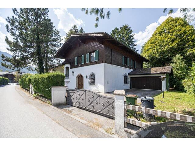 Immobilie in Großgmain - Gediegenes Einfamilienhaus im idyllischen Großgmain - Bild 0
