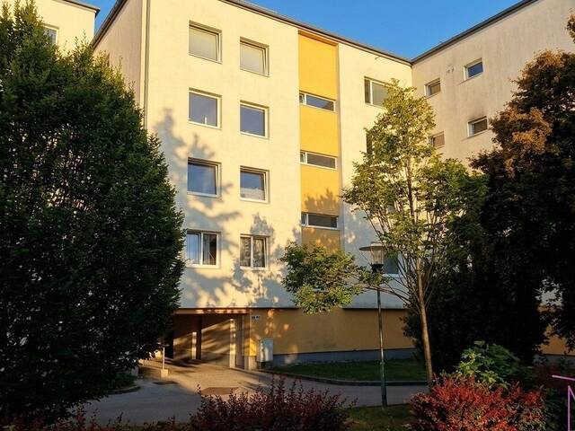 Immobilie in Breitenfurt bei Wien - Klein, aber mein: Kompakte Starterwohnung mit S/W-Loggia gleich bei Wien - Bild 1