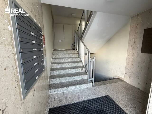 Immobilie in Leoben - Ideal aufgeteilt 4-Zimmer Wohnung mit Loggia & Autoabstllplatz in zentraler Leoben Lage! - Bild 3
