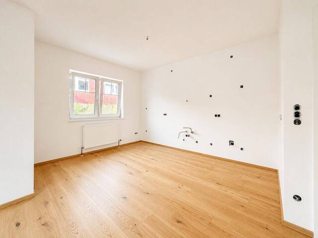 Immobilie in Neuzeug - Generalsanierte 2-Zimmer-Erdgeschosswohnung mit sonniger Südwest-Terrasse in Neuzeug - Bild 2