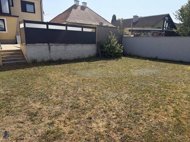 Immobilie in Atzenbrugg - Großzügiges Wohnhaus mit Terrasse, Garage und viel Platz in Atzenbrugg - Bild 3