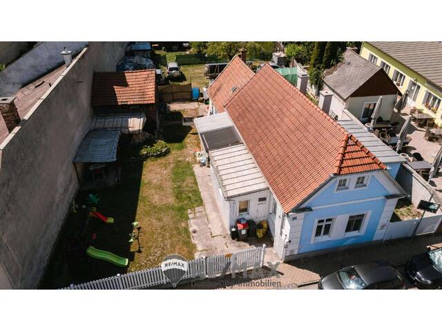 Immobilie in Berndorf - 970m² voller Möglichkeiten - Bild 0