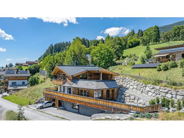 Immobilie in Niedernsill - Exklusives Chalet am Sonnberg mit Panorama-Ausblick - Bild 1