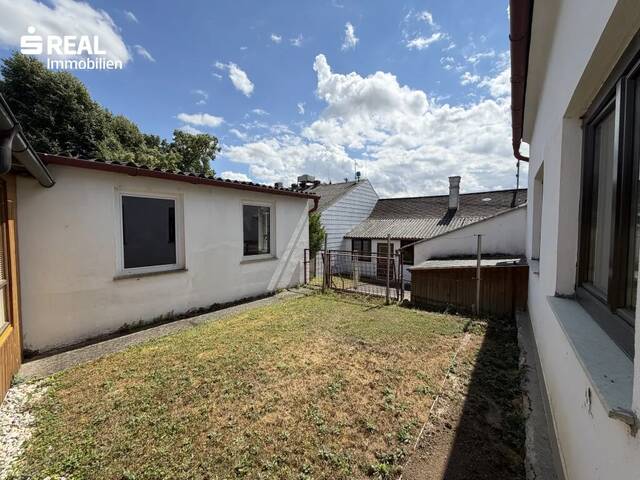 Immobilie in Zistersdorf - Charmantes Haus mit Garage und uneinsehbarem Innenhof - Bild 3