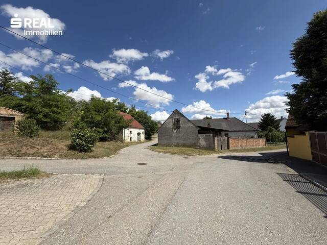 Immobilie in Zistersdorf - Charmantes Haus mit Garage und uneinsehbarem Innenhof - Bild 4
