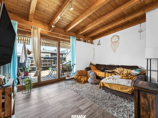 Immobilie in Kössen - Platz für die ganze Familie - 5-Zimmer-Wohnung mit Balkon und Terrasse - Bild 1
