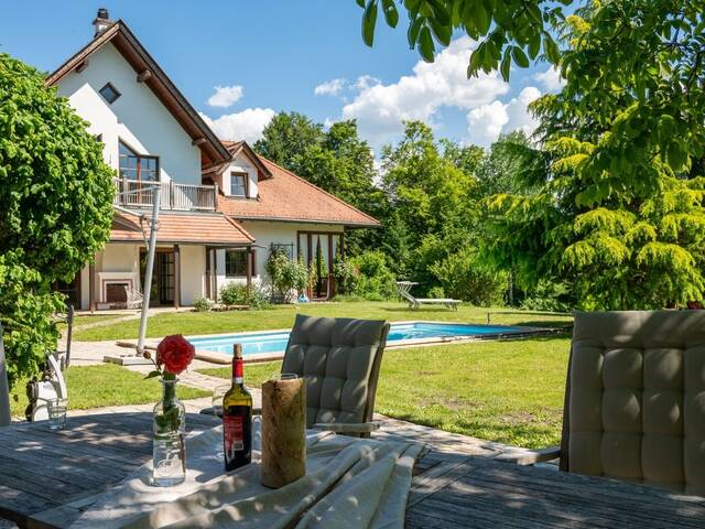 Immobilie in Maria Rain - STIL mit FERNBLICK | Traumhafte Landhausvilla in Stadtnähe - Bild 1