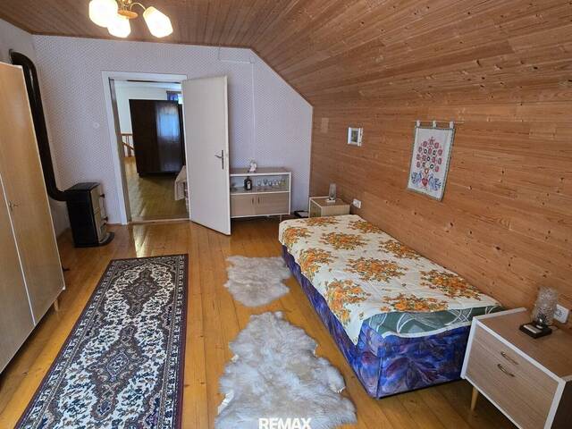 Immobilie in Schwarzenbach an der Pielach - Einfamilienhaus mit großem Grundstück in naturnaher Lage von Schwarzenbach - Bild 2
