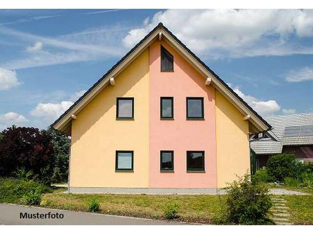 Immobilie in Hürm - Großzügiges 2-Familienhaus - ideal für Mehrgenerationen oder Kapitalanlage - Bild 0