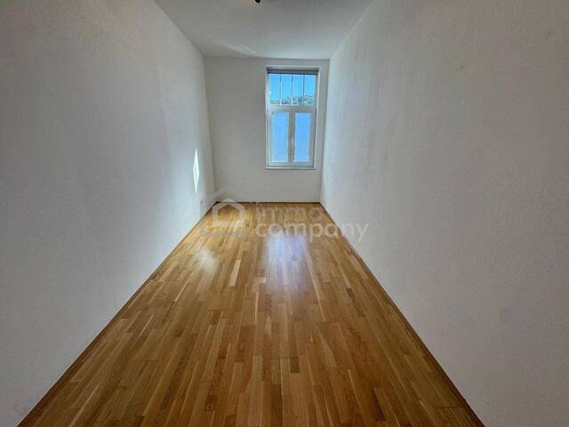 Immobilie in Leoben - Preis reduziert! Großzügige 123 m² Altbauwohnung mit 34 m² Terrasse & 2 Balkonen - Bild 4