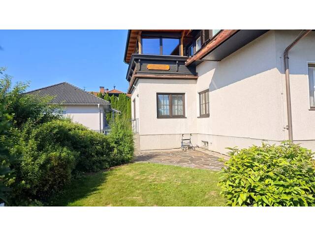 Immobilie in Putzmannsdorf - Viel Platz für die ganze Familie - rund 300 m² Wohnfläche und großer Garten! - Bild 2