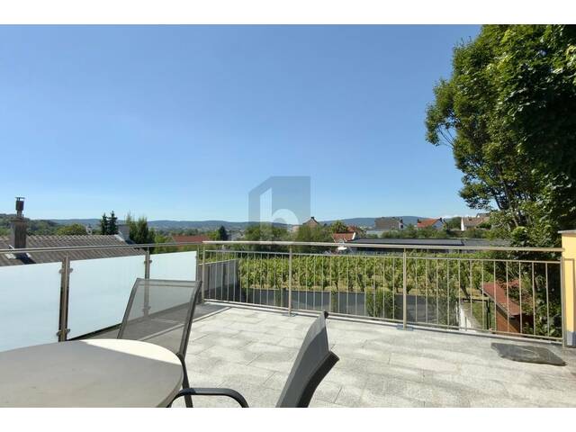 Immobilie in Walbersdorf - Preisreduktion! TOP RUHELAGE MIT 2 WOHNEIHEITEN, SÜD-WEST GARTEN UND PANORAMA-TERRASSE - Bild 3