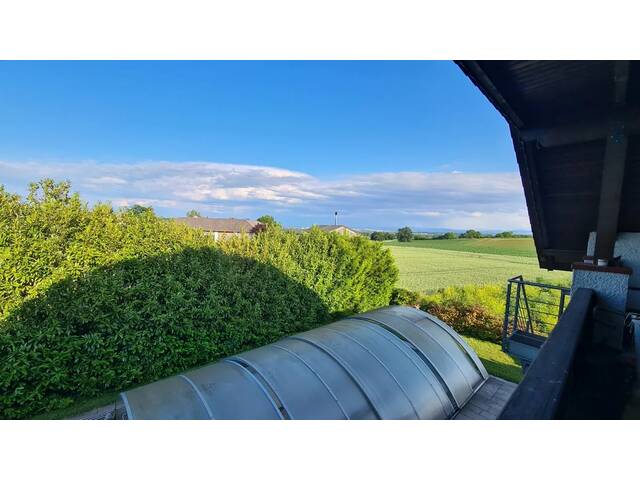 Immobilie in Luftenberg - Vertikale Haushälfte im Obergeschoss mit Ausblick, Garten & Pool - 15 Min. nach Linz! - Bild 4