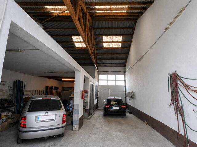 Immobilie in Au am Leithaberge - Halle, Hof und Haus – mach was draus! - Bild 2