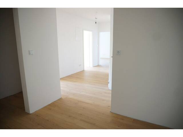 Immobilie in Kindberg - Sanierte 3-Zimmer-Eigentumswohnung in schöner Siedlungslage mit Loggia und Tiefgaragenstellplatz in Kindberg - Bild 4