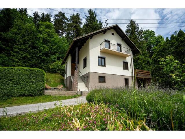 Immobilie in Wernberg - ***Zuhause auf der Sonnenseite*** Haus in ruhiger Sackgasse mit unverbaubarem Ausblick - Bild 0