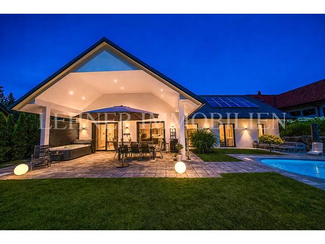 Immobilie in Tobelbad - * TOBELBAD * ABSOLUTE GRÜNRUHELAGE AM WALDRAND - GEPFLEGTER BUNGALOW MIT POOL - Bild 1