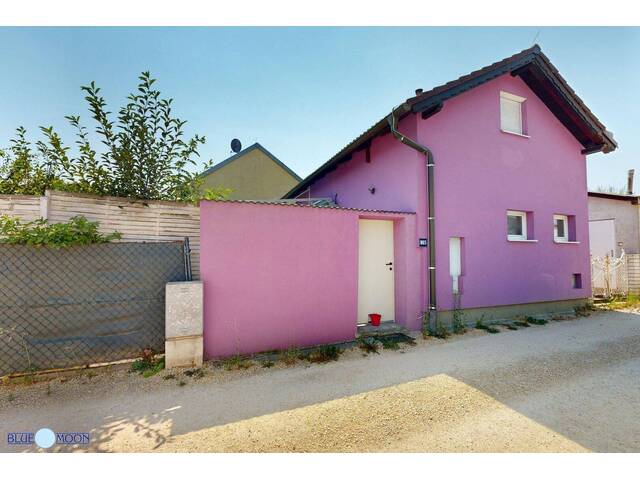 Immobilie in Bisamberg - 2100 Bisamberg, Badeteich Bisamberg, zwei Sommerhäuser auf 228m² Eigengrund + Pachtgrund, Seezugang, Ruhelage, nicht direkt am See jedoch nur 20 Gehsekunden zum See, Kaufpreis € 119.000,-- - Bild 2