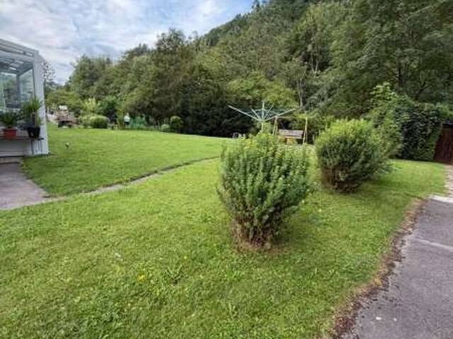 Immobilie in Mürzzuschlag - Sanierungsbedürftige 3-Zimmer-Wohnung – Ideal für Eigennutzer & Anleger - Bild 2