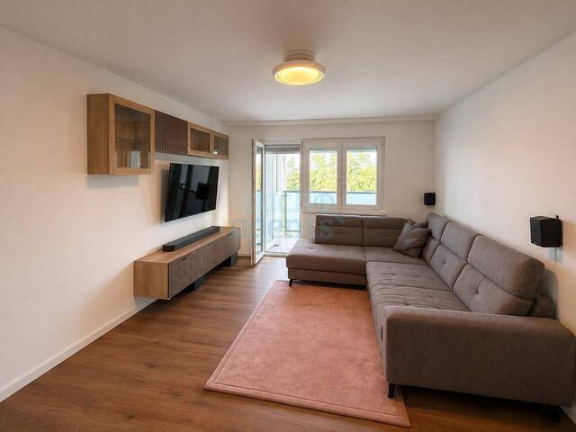 Immobilie in Asten - Modernes Wohnen mit ca. 14m2 Loggia - großzügige 4-Zimmer-Familienwohnung in Top-Lage - Bild 1