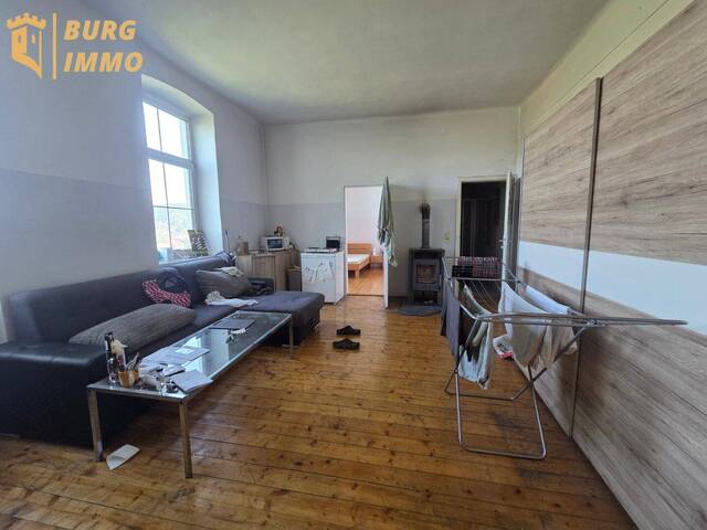 Immobilie in Zwettl-Niederösterreich - Vielseitiges Mehrfamilienhaus mit Entwicklungspotenzial nahe dem Hauptplatz - Bild 1
