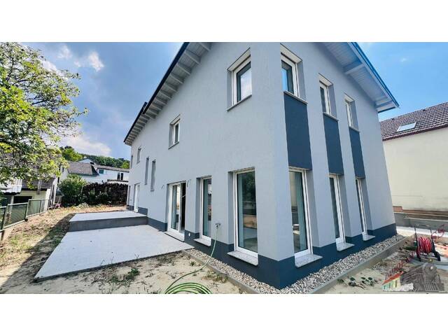 Immobilie in Würnitz - ERSTBEZUG! Familientraum in Ruhelage mit Eigengarten, PKW-Stellplatz und Terrasse! - Bild 0