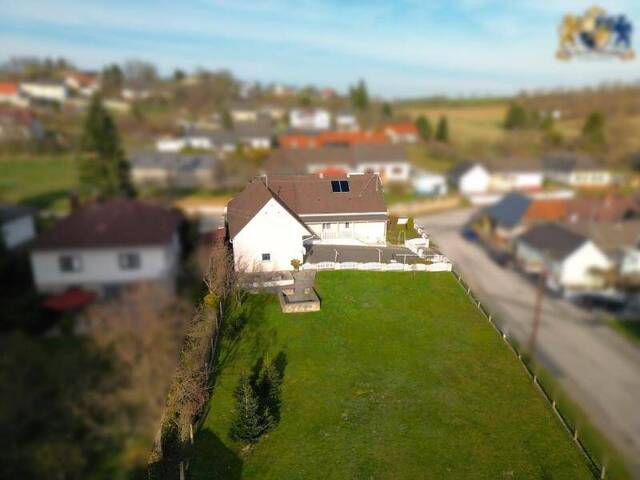 Immobilie in Kemeten - Charmantes Einfamilienhaus mit großem Grundstück - Bild 1