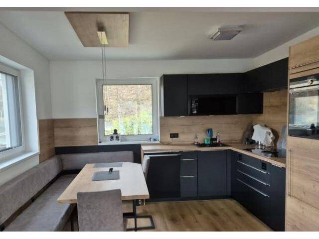 Immobilie in Rosegg - Zweizimmer Gartenwohnung mit 80 m2 Privatgarten Freizeitwohnsitz bei Velden - Bild 1