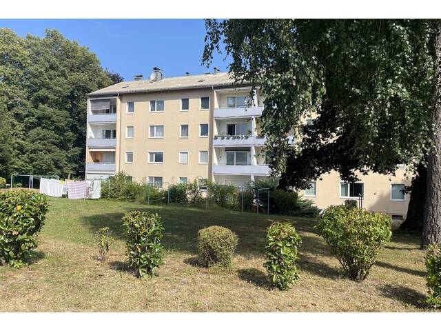 Immobilie in Vöcklabruck - Gepflegte 4-Zimmer-Eigentumswohnung in zentraler Lage von Vöcklabruck - Bild 3