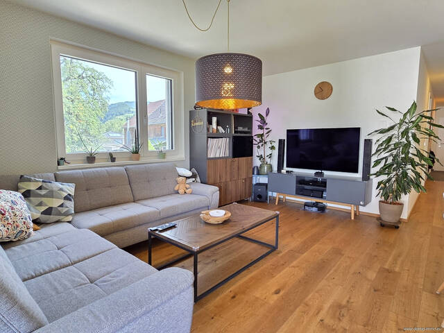 Immobilie in Röthis - NEUWERTIG: Moderne 3-Zimmer-Wohnung mit großzügigem Balkon und hochwertiger Ausstattung in Röthis mit TG-Platz! - Bild 0